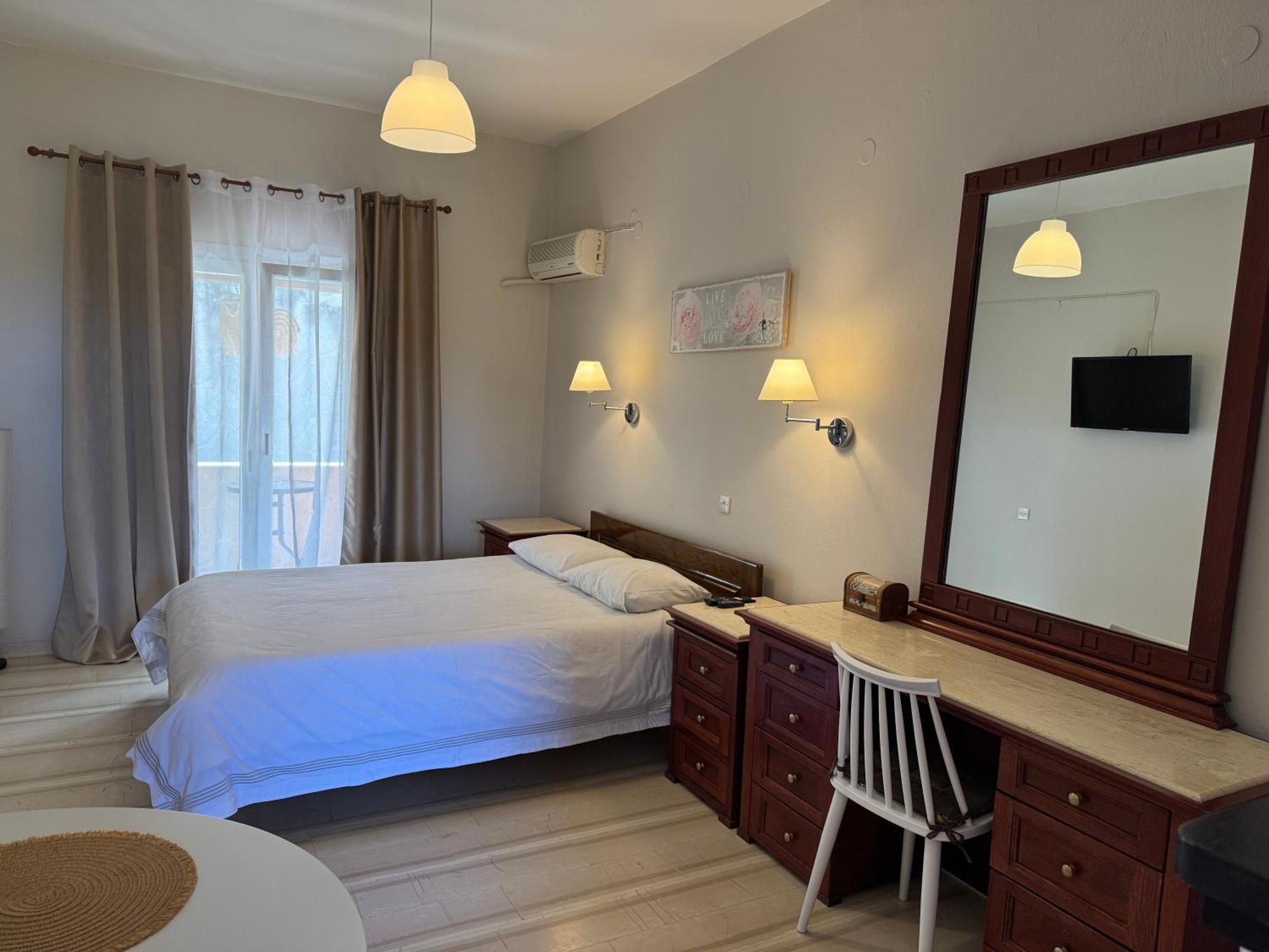 Olive Garden Studios & Apartments Acharavi  Dış mekan fotoğraf